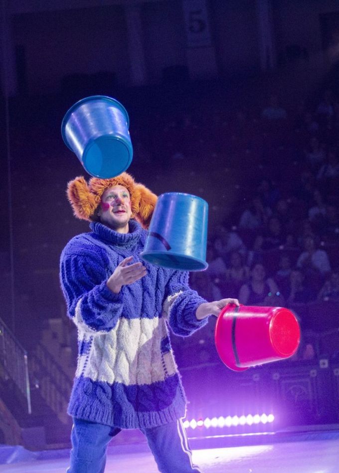 Цирк на льду «Айсберг»