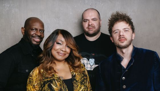 Антон Давидянц и группа «Enterplay»